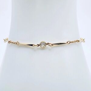 Vintage Avon Elegant Gold Swarvoski Crystal Bezel Dainty Bracelet